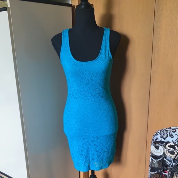 Mini lace blue dress - Picture 4 of 4